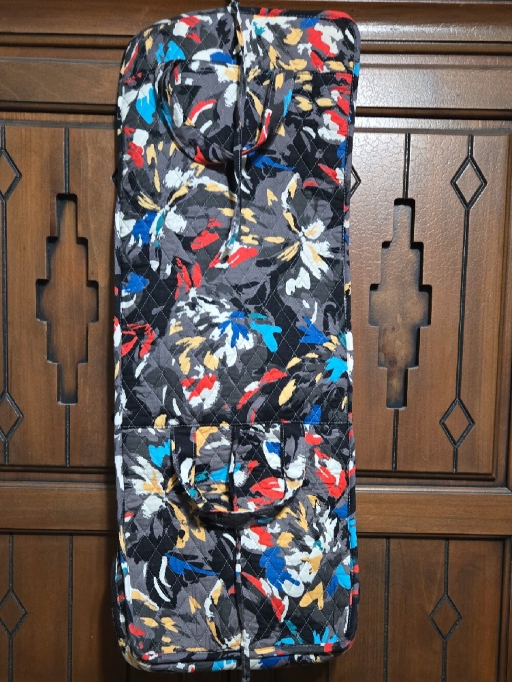 Vera Bradley Quilted Hanging Organizer with Multicolor Brushstroke Print - Picture 2 of 5
